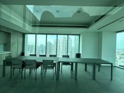 Arc 380 (D8), Office #593425001
